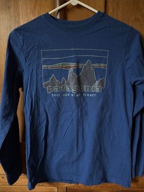 Patagonia Navy Blue Long Sleeve Graphic Tee with Multi-Color Mountain Print